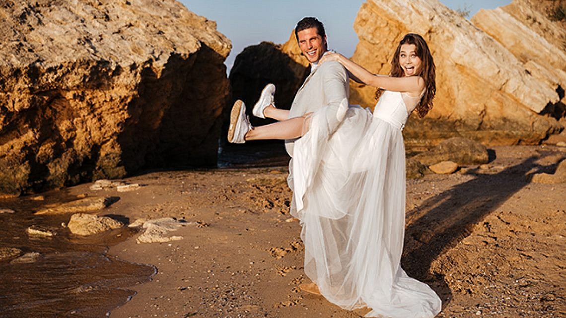 דייטינג חתונה כרמל