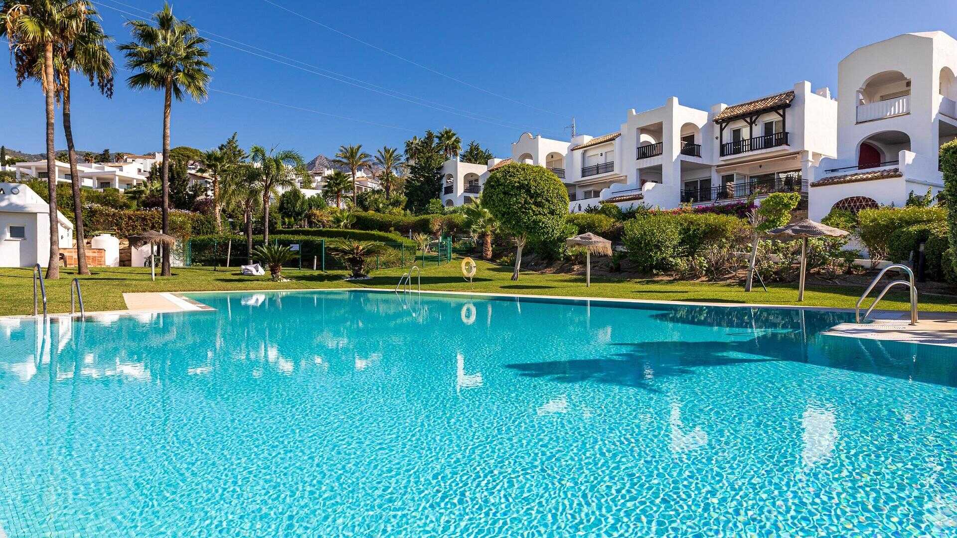 סדנת אונליין:
הזמדנויות השקעה בקפריסין