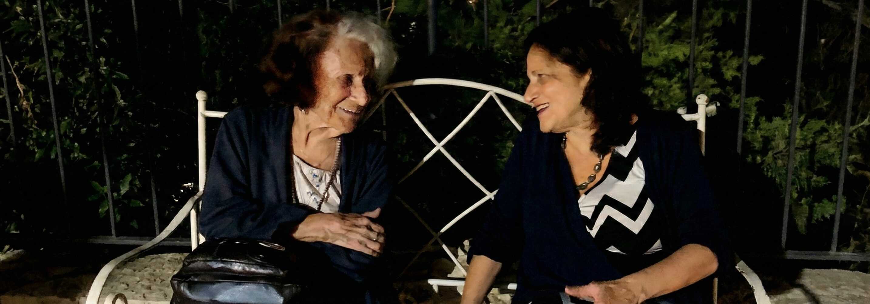 מפגש-שיח מרתק |
הקשר שבין בנות בוגרות לאימהות, ומה שביניהן