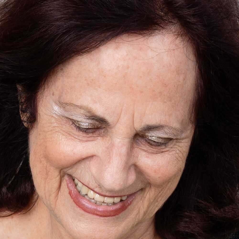 אפרת גל
