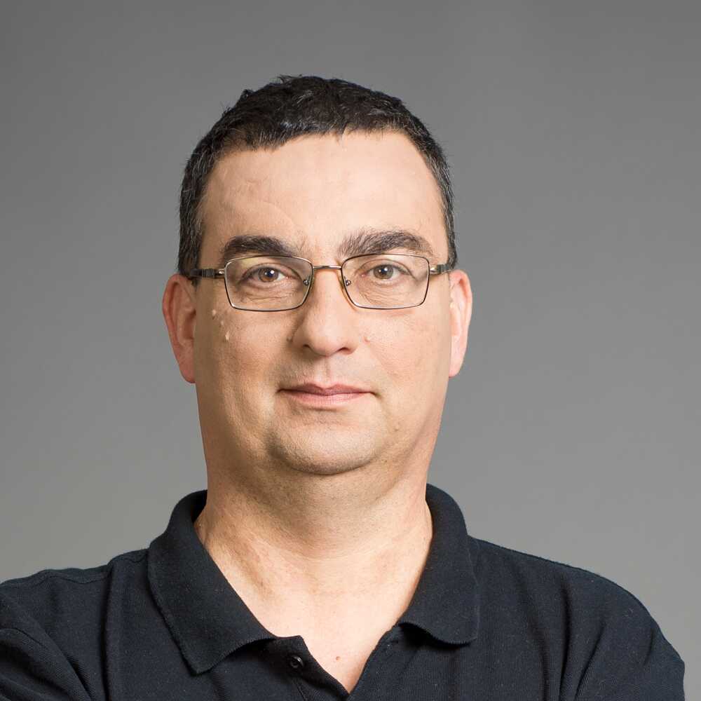 אקסל עם בועז